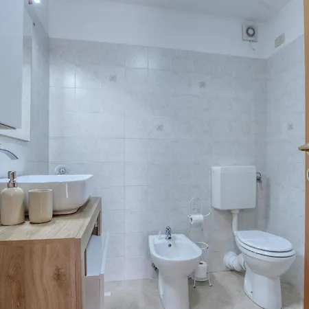 דירה 1 Bedroom Stunning In Masso